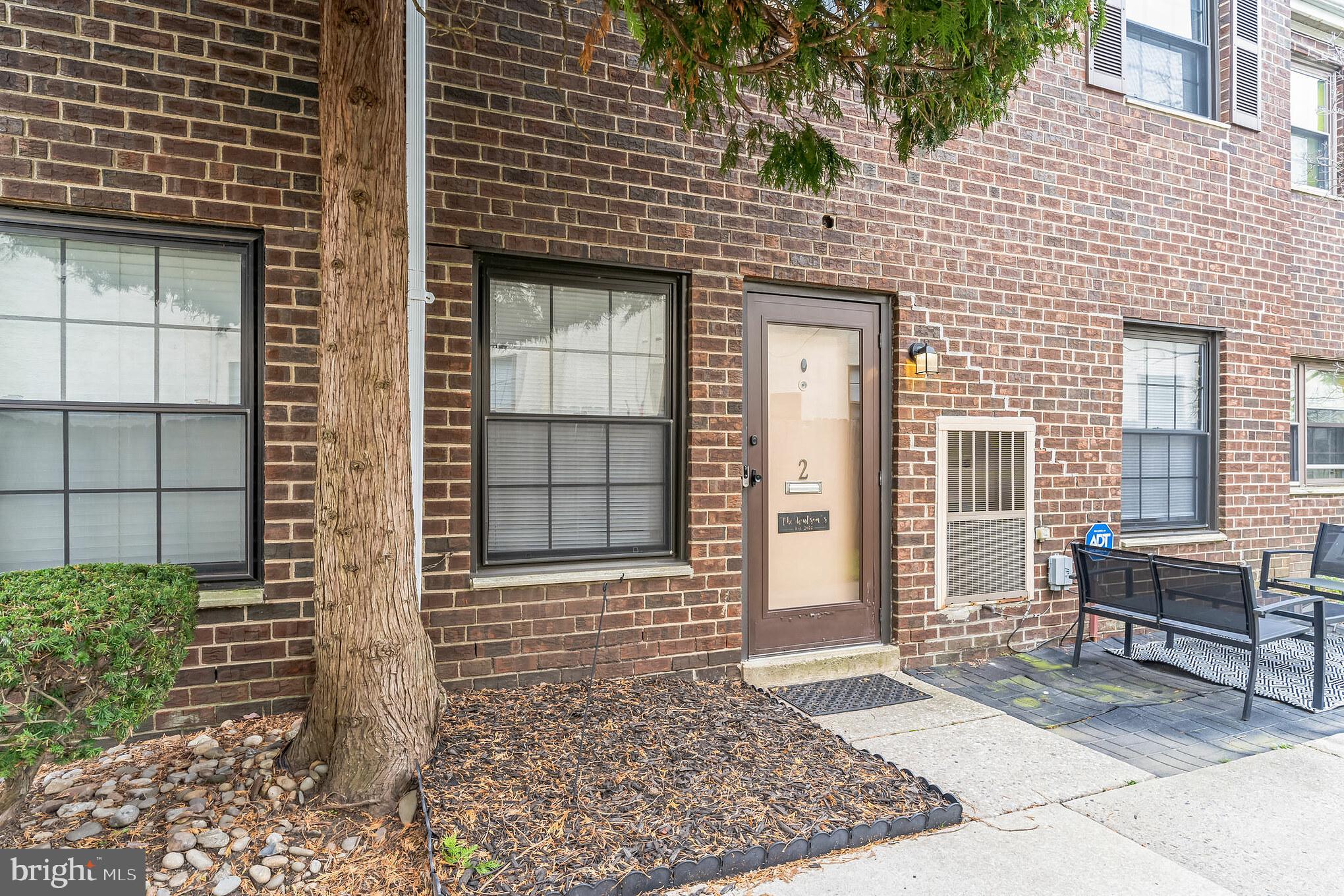 7015 Ridge Avenue, Unit 2 Philadelphia, PA 19128 - Photo 17 of 19 Entrance