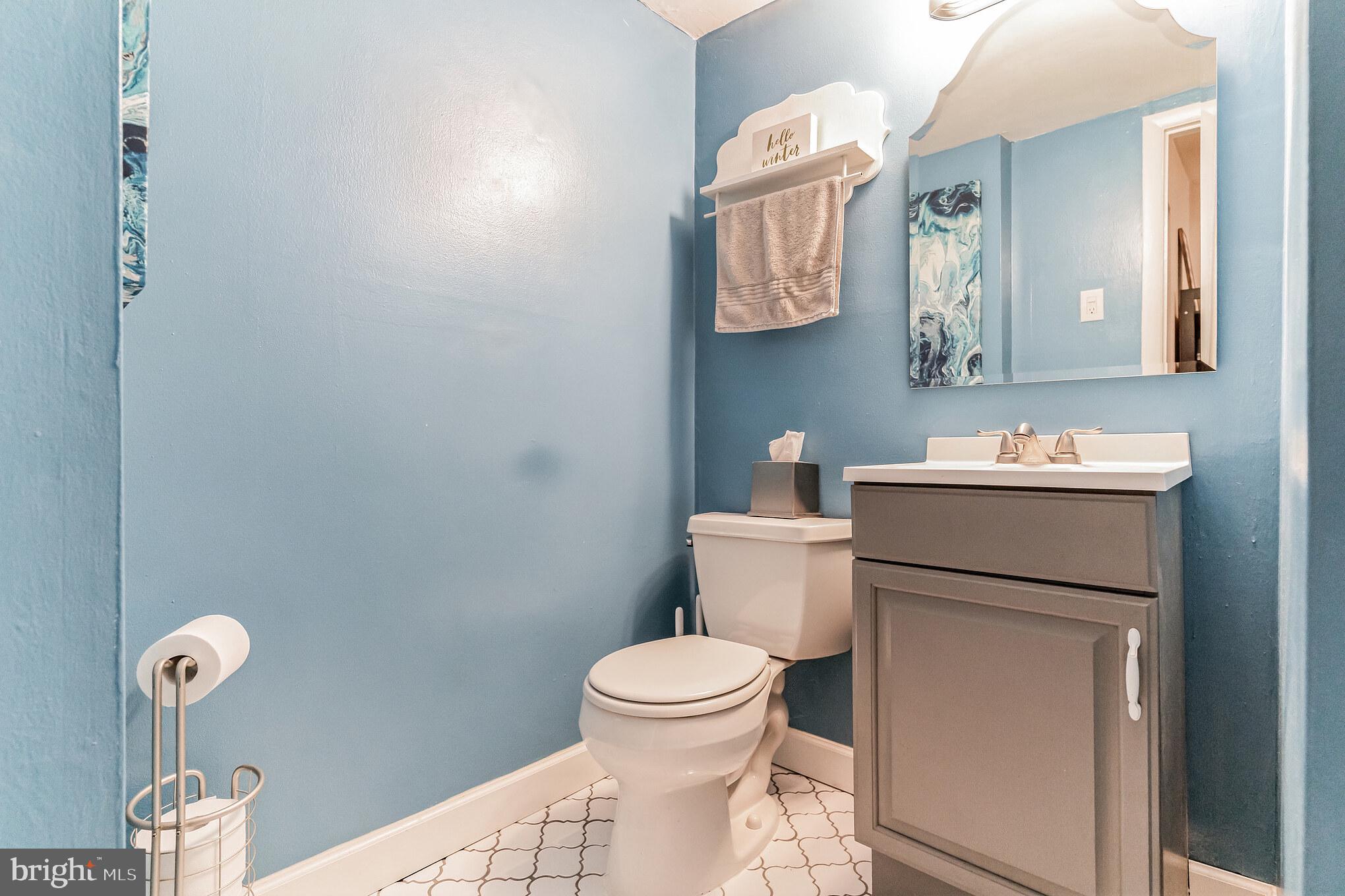 7015 Ridge Avenue, Unit 2 Philadelphia, PA 19128 - Photo 10 of 19 Powder Room