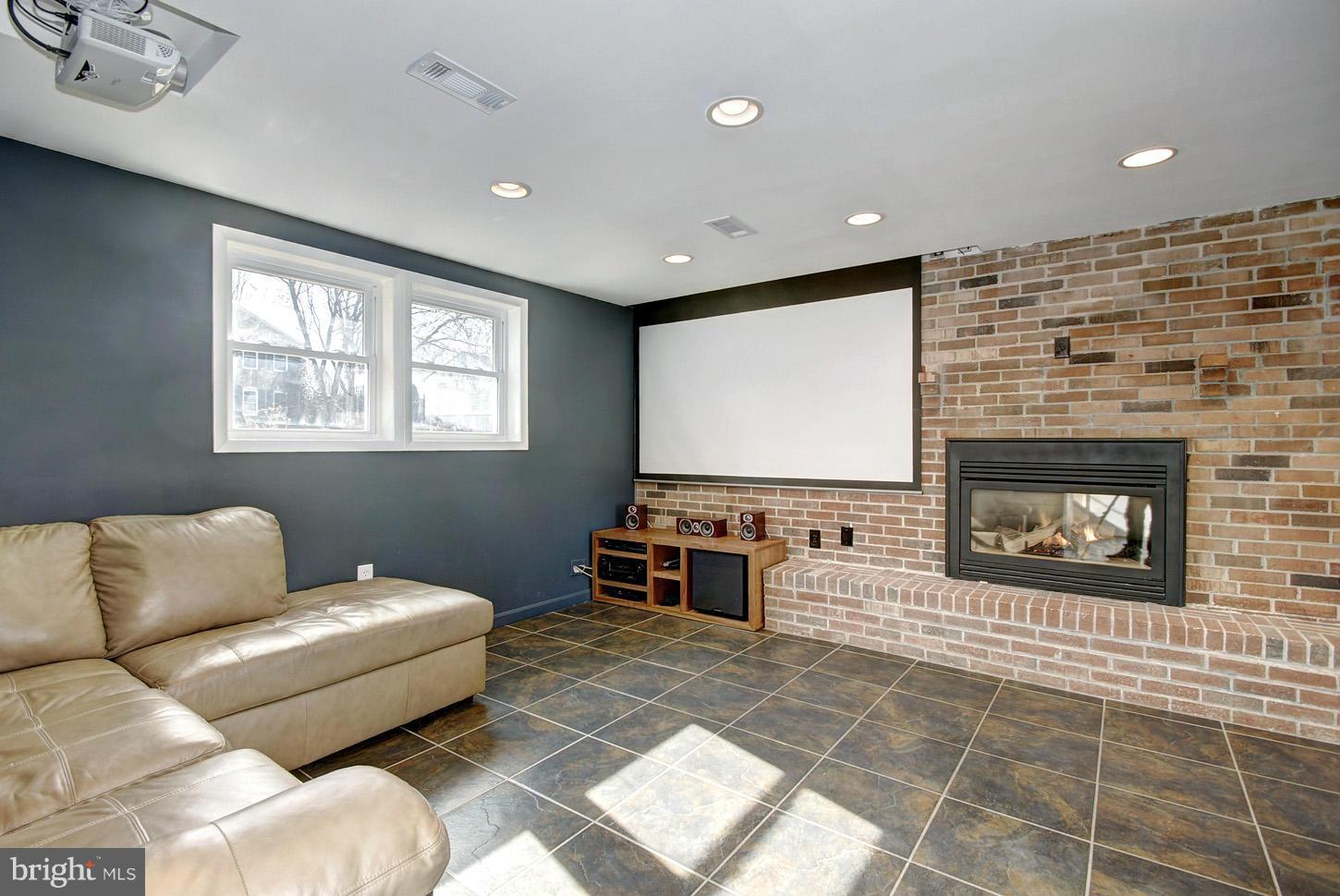 9518 Burning Branch Road Burke, VA 22015 - Photo 19 of 30 Bright Family Room