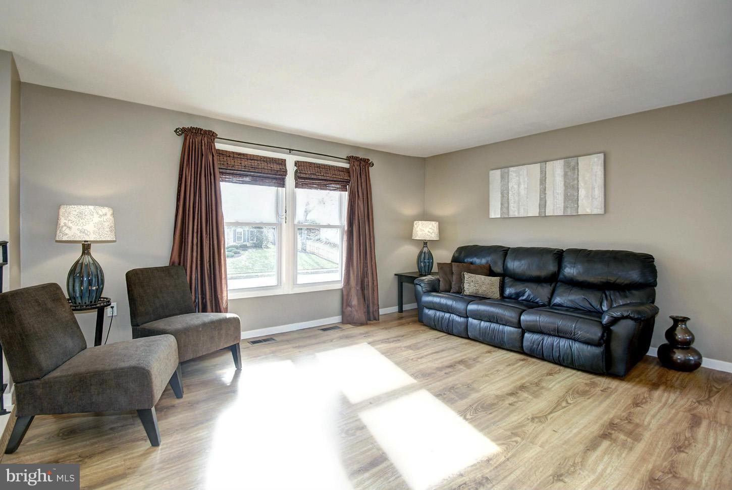 9518 Burning Branch Road Burke, VA 22015 - Photo 3 of 30 Extremely bright and sunny Living Room