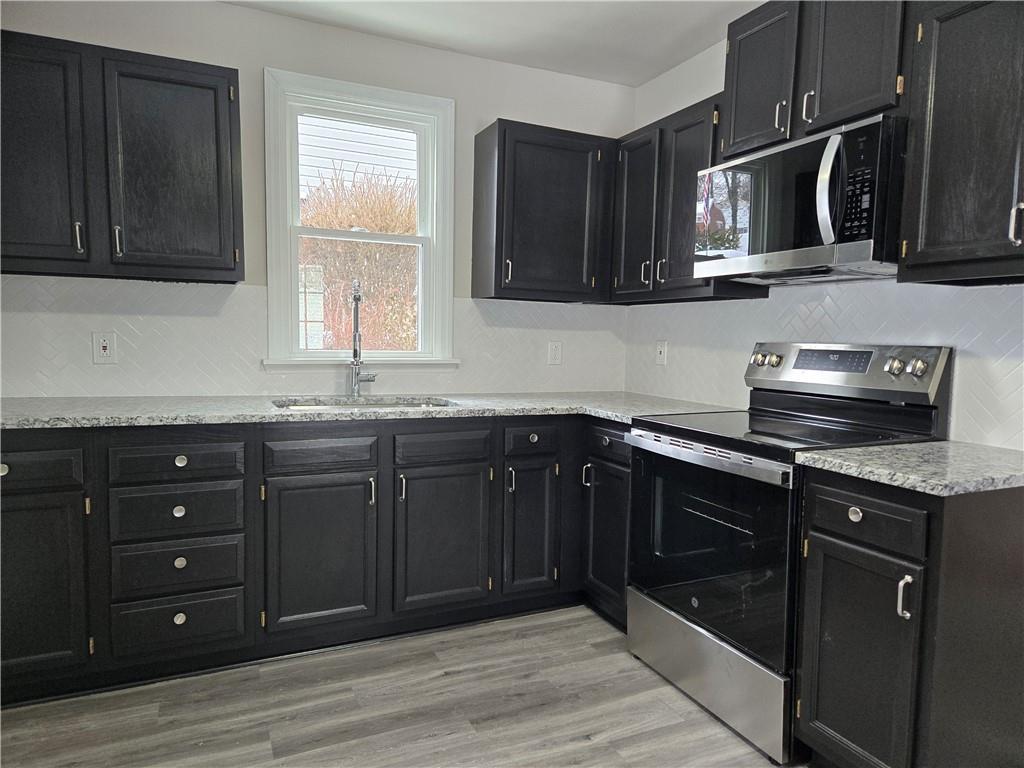 3517 West 3rd Avenue Beaver Falls, PA 15010 - Photo 5 of 23 Beautiful new granite countertops