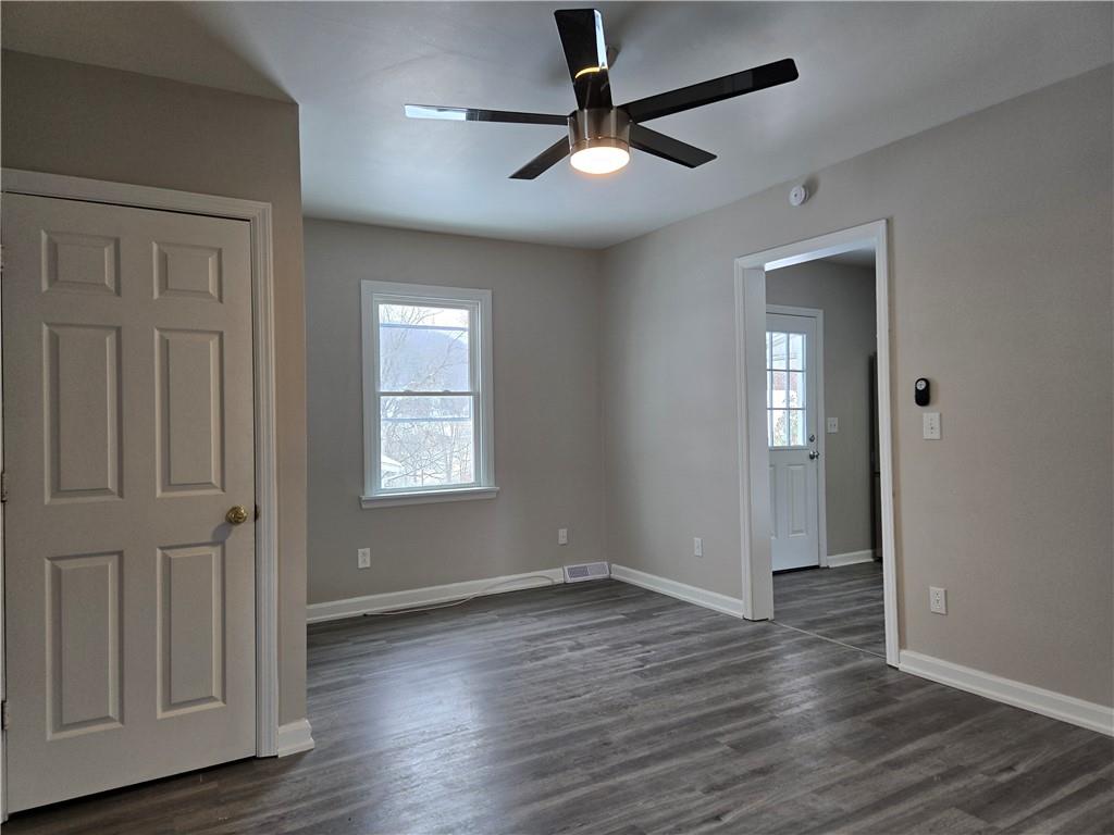 3517 West 3rd Avenue Beaver Falls, PA 15010 - Photo 9 of 23 New Vinyl Flooring