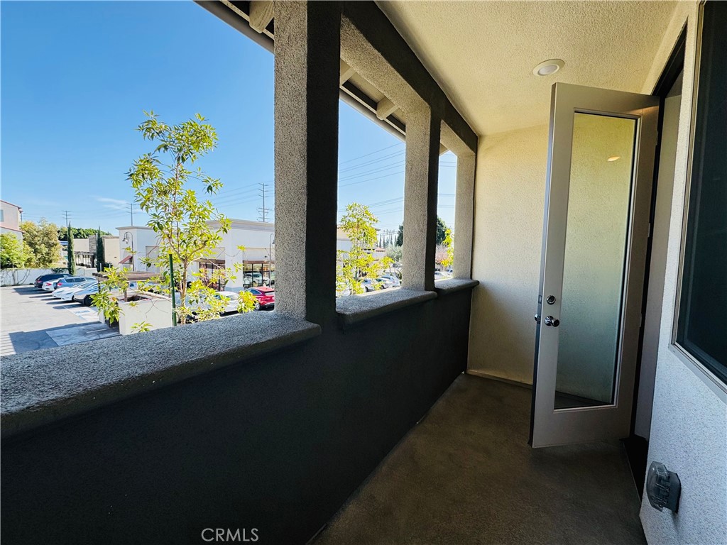 2626 Glamis Court Arcadia, CA 91007 - Photo 49 of 68 a room with window