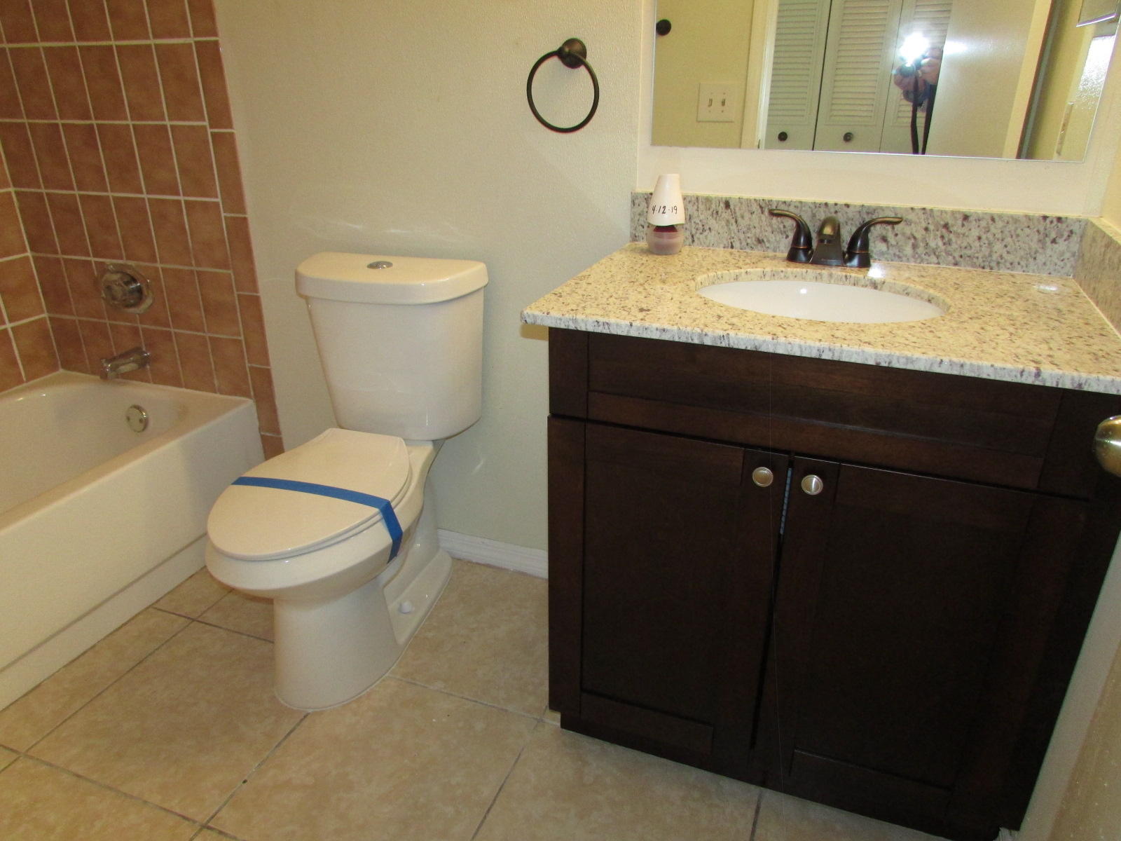 9013 Southeast Hobe Ridge Avenue Hobe Sound, FL 33455 - Photo 23 of 26 Bathroom 2 - guest bathroom