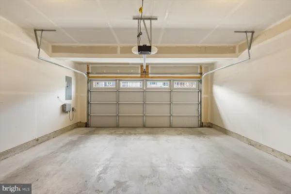 a view of a garage