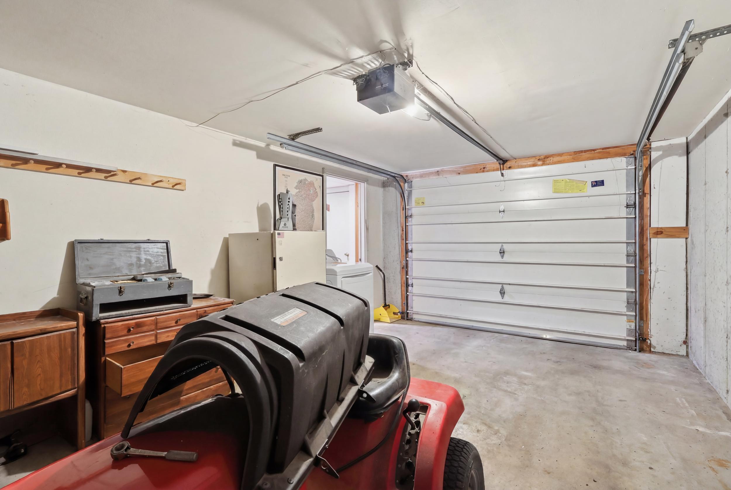 116 Rogers Road Kittery, ME 03904 - Photo 41 of 47 51_breauxmediaco_047