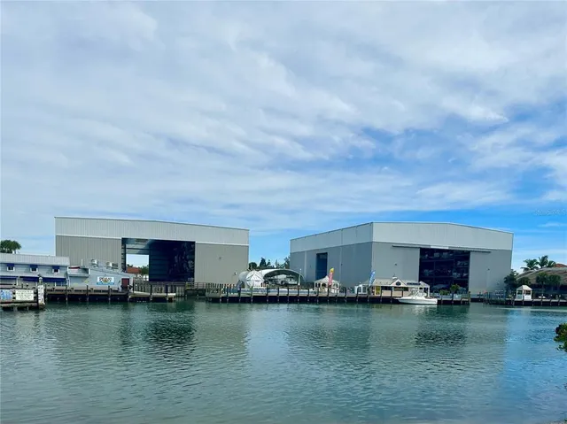 $175,000 | 100 Circuit Road, Unit N110, Nokomis, FL 34275