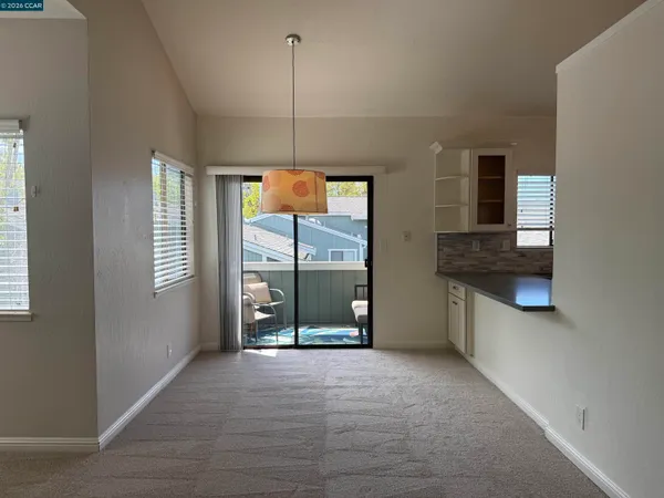 $3,200 | 1144 Maywood Lane, Martinez, CA 94553