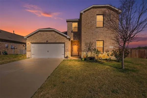 $435,000 | 4104 Fitzgerald Avenue, Aubrey, TX 76227