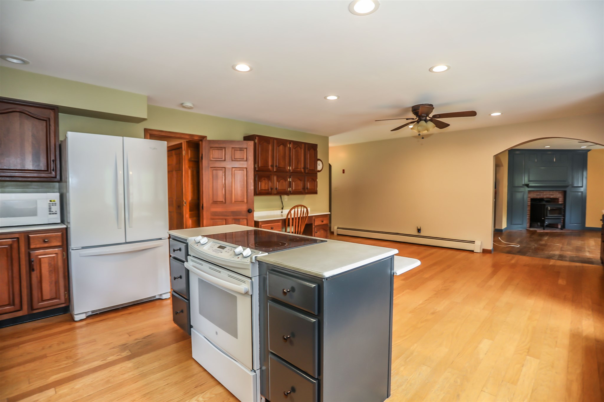 11 Gral. Miller Road Peterborough, NH 03458 - Photo 4 of 40