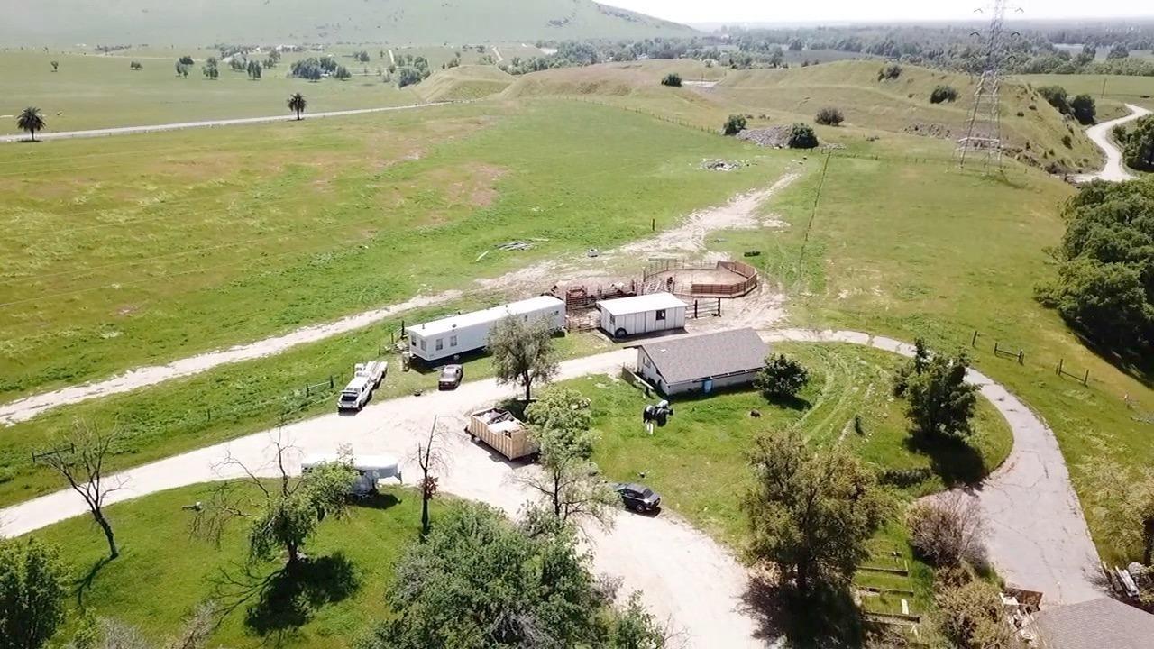 1455 North Piedra Road Sanger, CA 93657 - Photo 16 of 67 Gallery Image 16