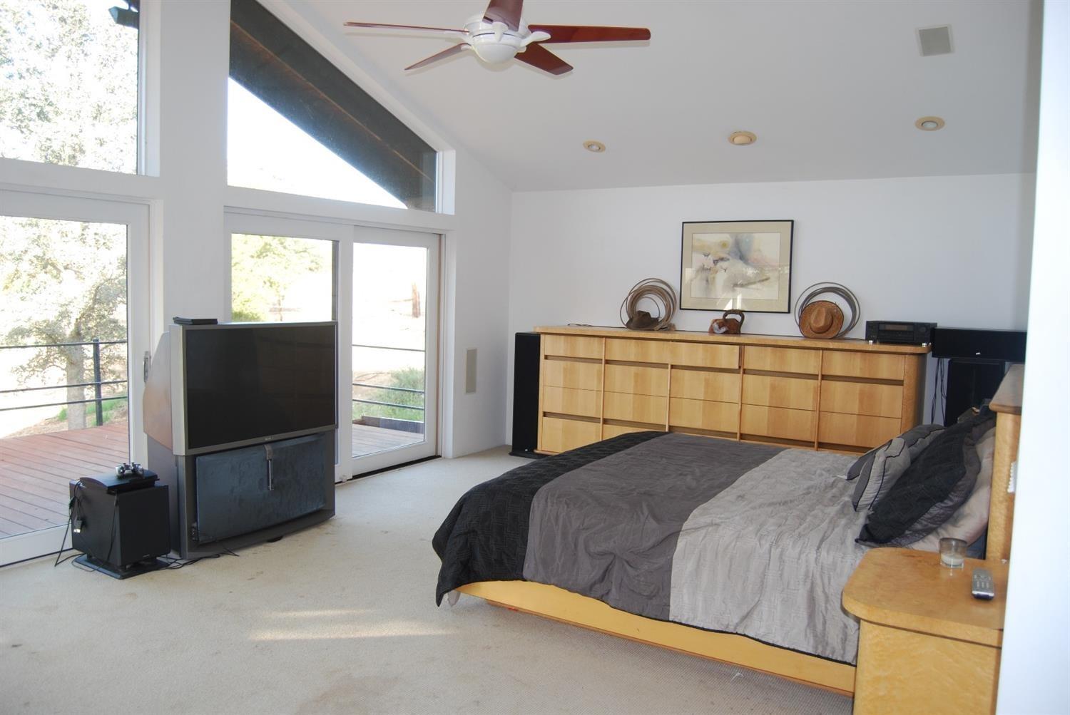 1455 North Piedra Road Sanger, CA 93657 - Photo 30 of 67 Gallery Image 30
