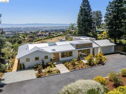 $4,125,000 | 14001 Skyline Boulevard, Oakland, CA 94619