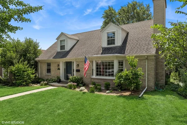 $1,075,000 | 3212 Otto Lane, Evanston, IL 60201