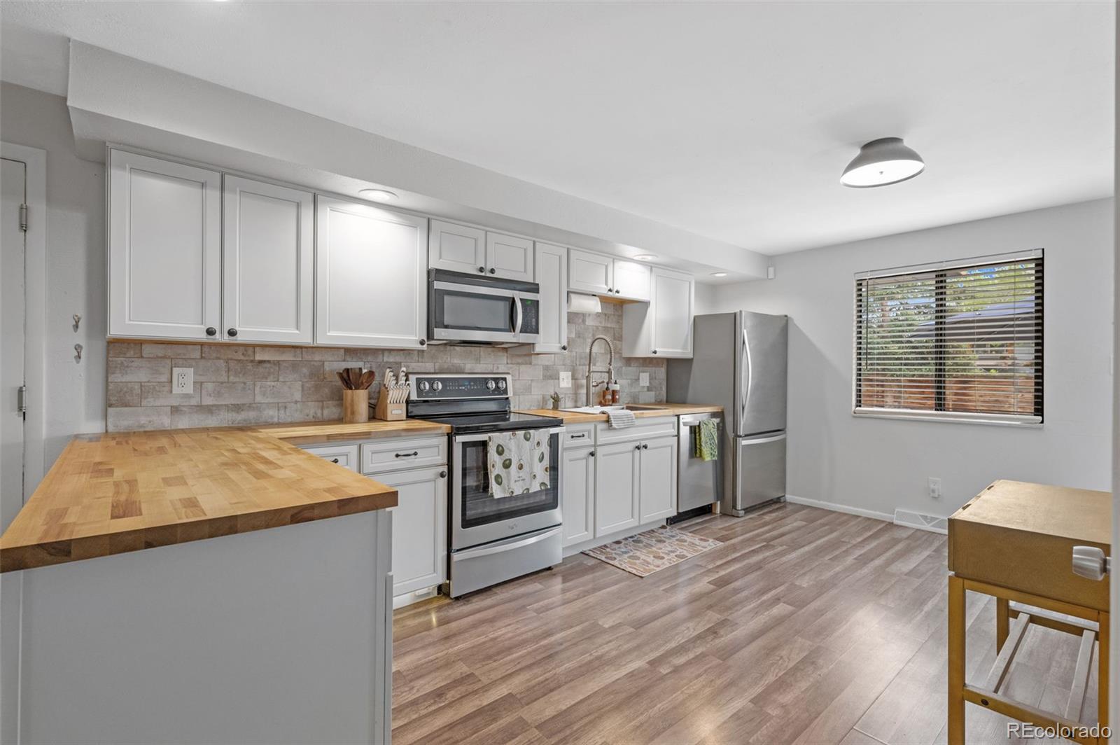 2962 South Webster Street Denver, CO 80227 - Photo 12 of 45