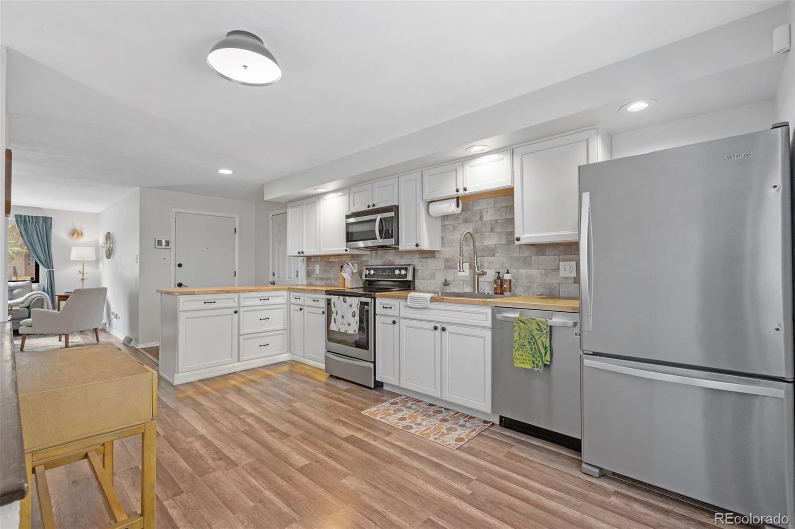 2962 South Webster Street Denver, CO 80227 - Photo 14 of 45