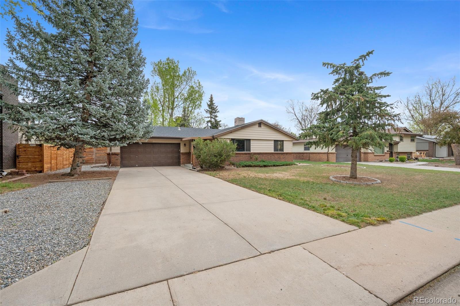 2962 South Webster Street Denver, CO 80227 - Photo 3 of 45