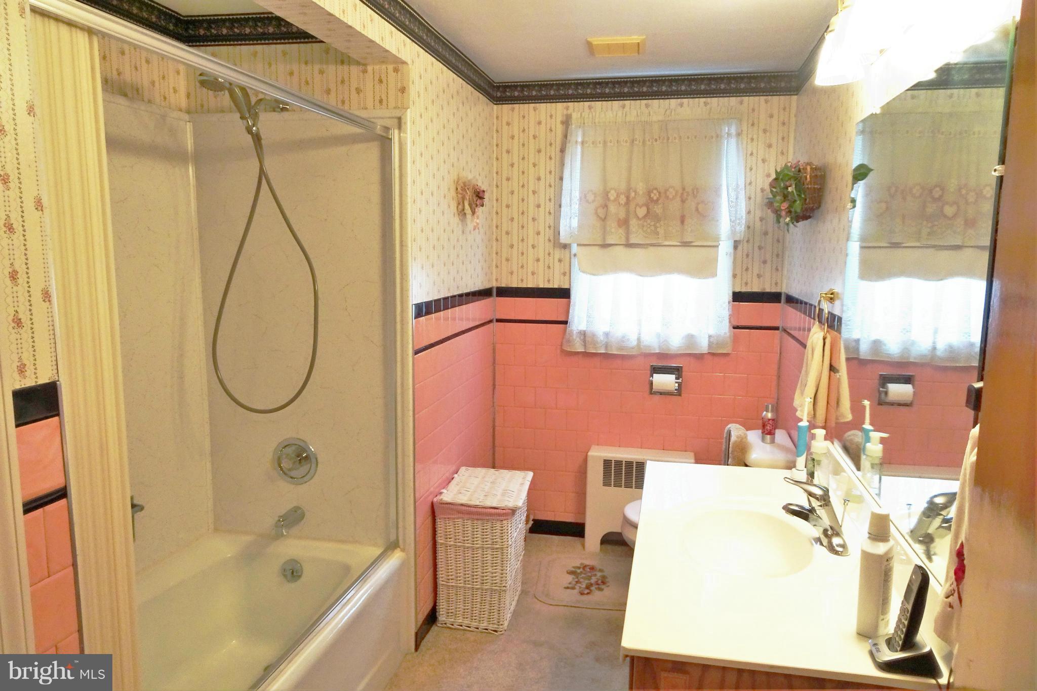 3643 Wayne Road Chambersburg, PA 17202 - Photo 20 of 25 Bath