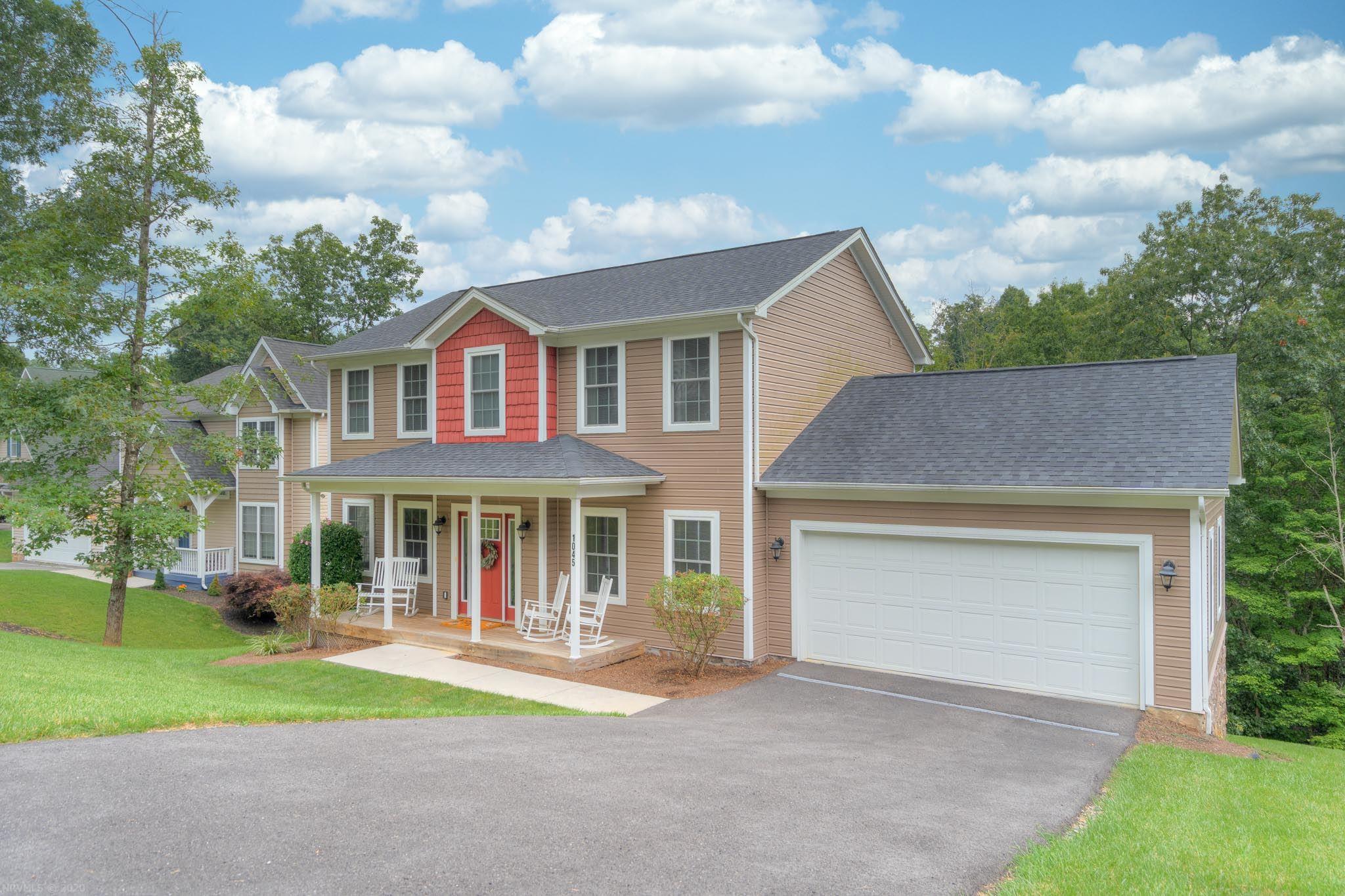 1045 Green Ridge Road Christiansburg, VA 24073 - Photo 2 of 46 Gallery Image 2
