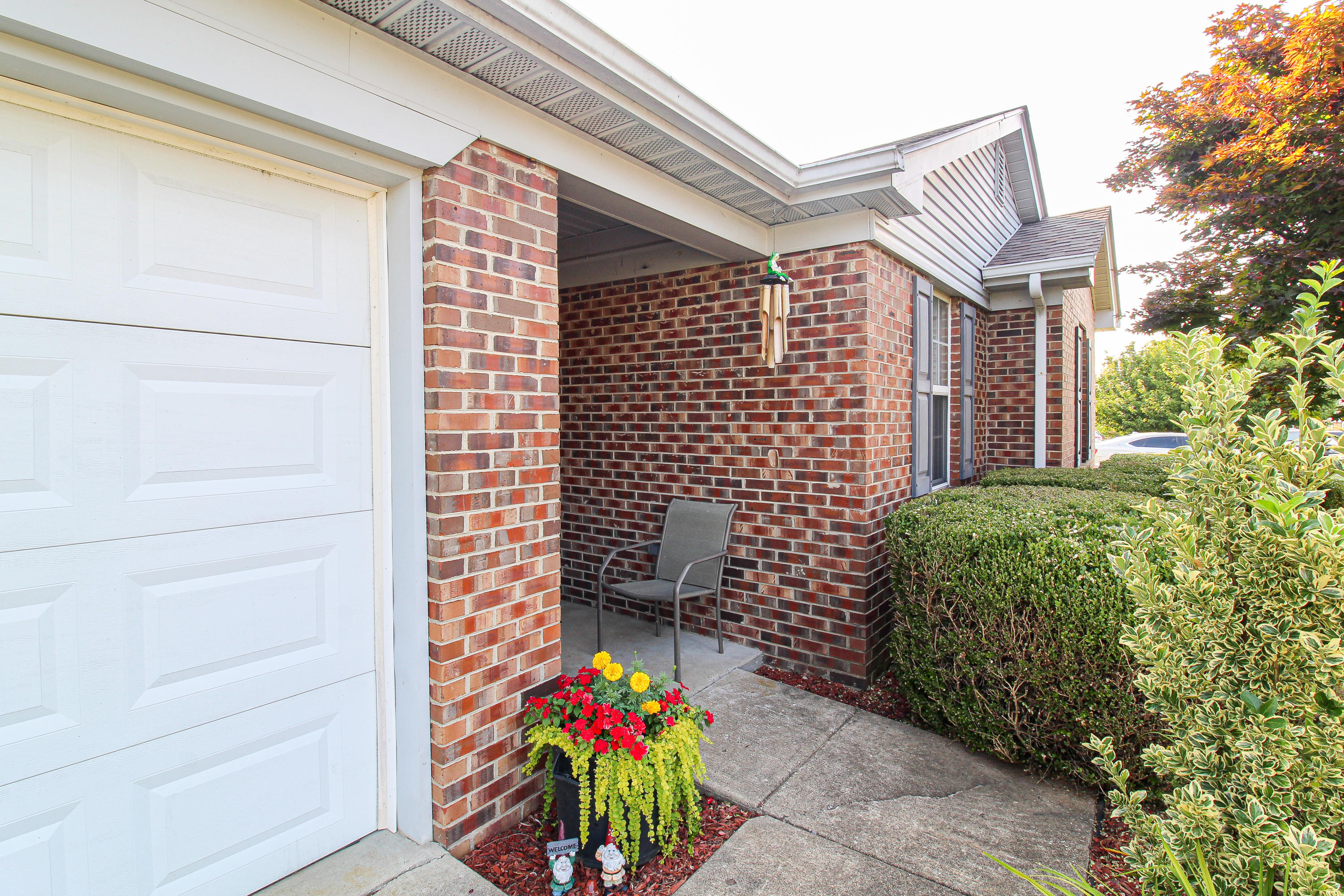 156 Charmac Road Versailles, KY 40383 - Photo 2 of 17 1-18