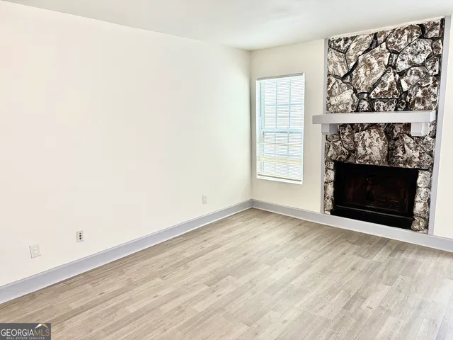 $296,989 | 561 Northridge Crossing Drive, Sandy Springs, GA 30350