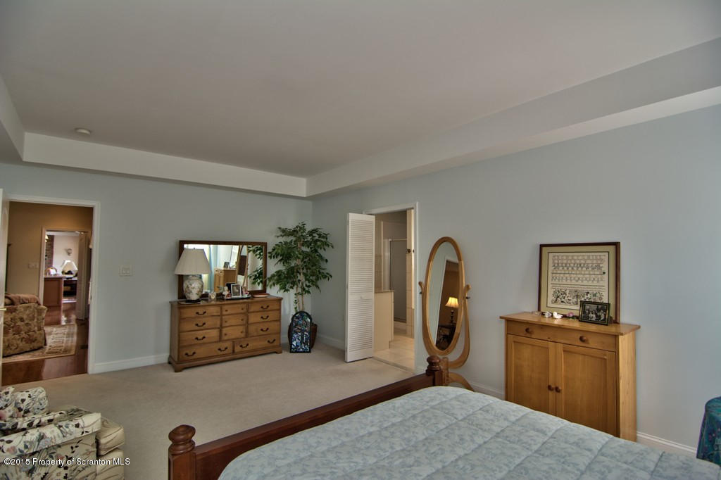 808 Saddle Loop Road Clarks Summit, PA 18411 - Photo 31 of 58 Gallery Image 31