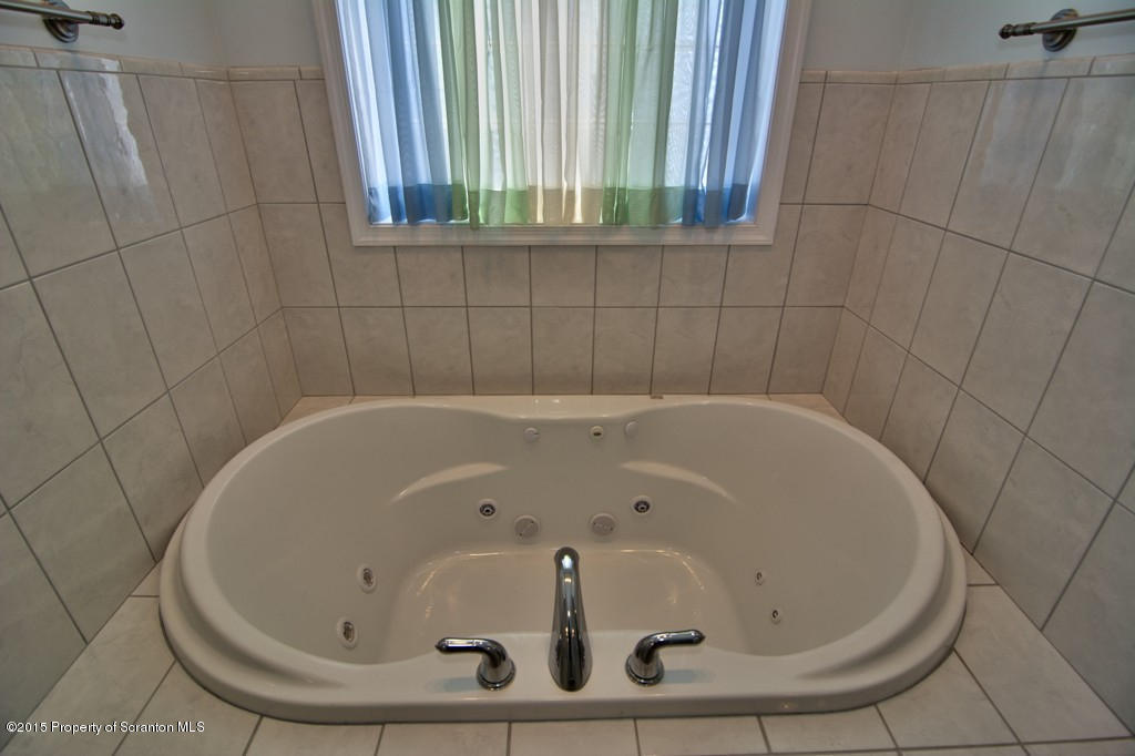 808 Saddle Loop Road Clarks Summit, PA 18411 - Photo 36 of 58 Gallery Image 36