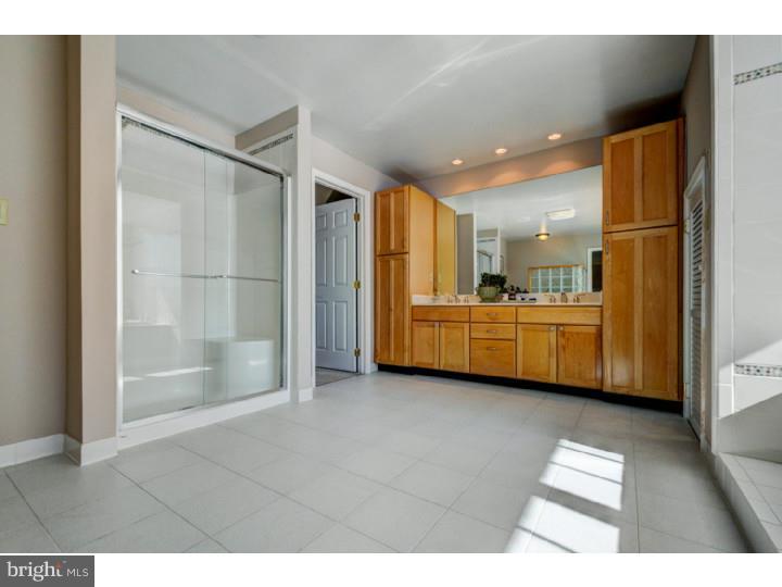 129 Dey Road Cranbury, NJ 08512 - Photo 17 of 25 Gallery Image 17