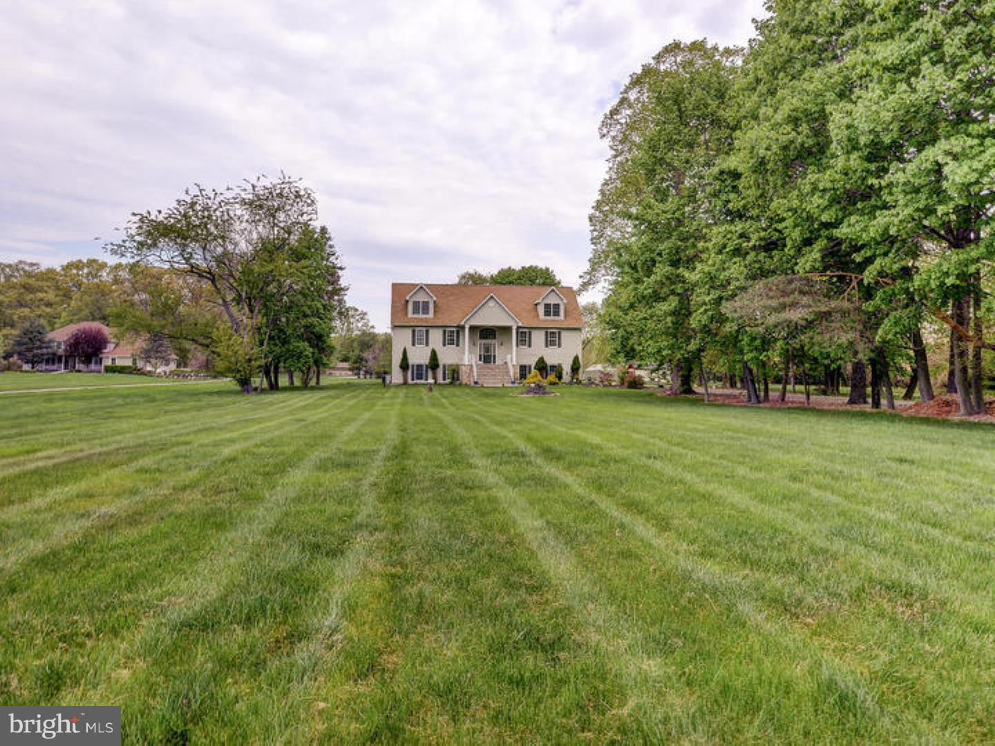 129 Dey Road Cranbury, NJ 08512 - Photo 24 of 25 Gallery Image 24