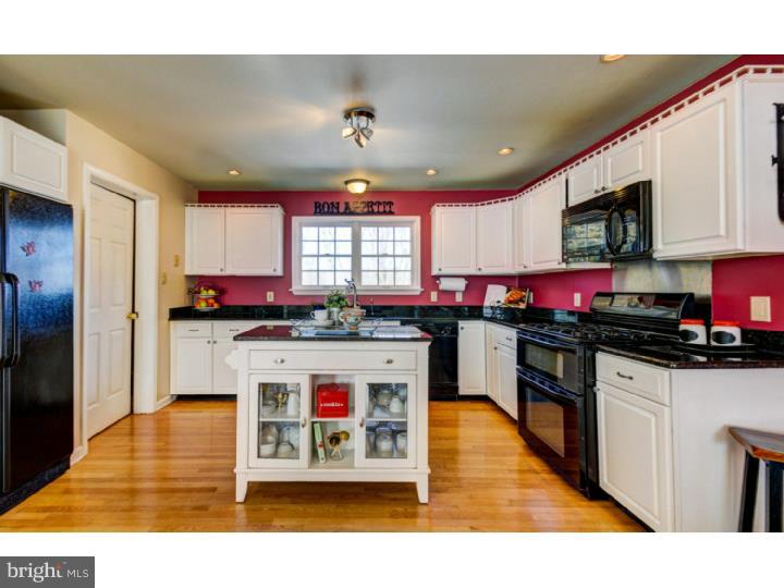 129 Dey Road Cranbury, NJ 08512 - Photo 6 of 25 Gallery Image 6