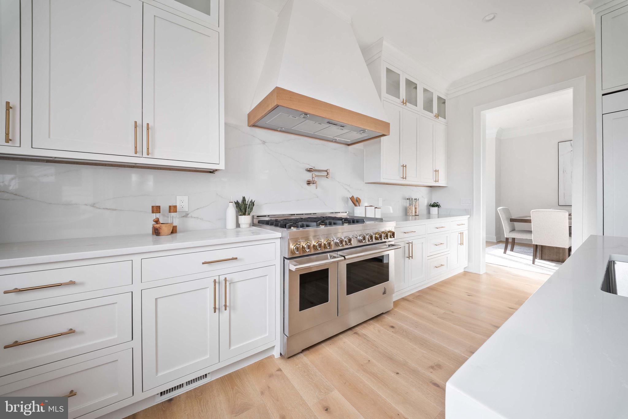 5203 Sangamore Road Bethesda, MD 20816 - Photo 17 of 60 Kitchen