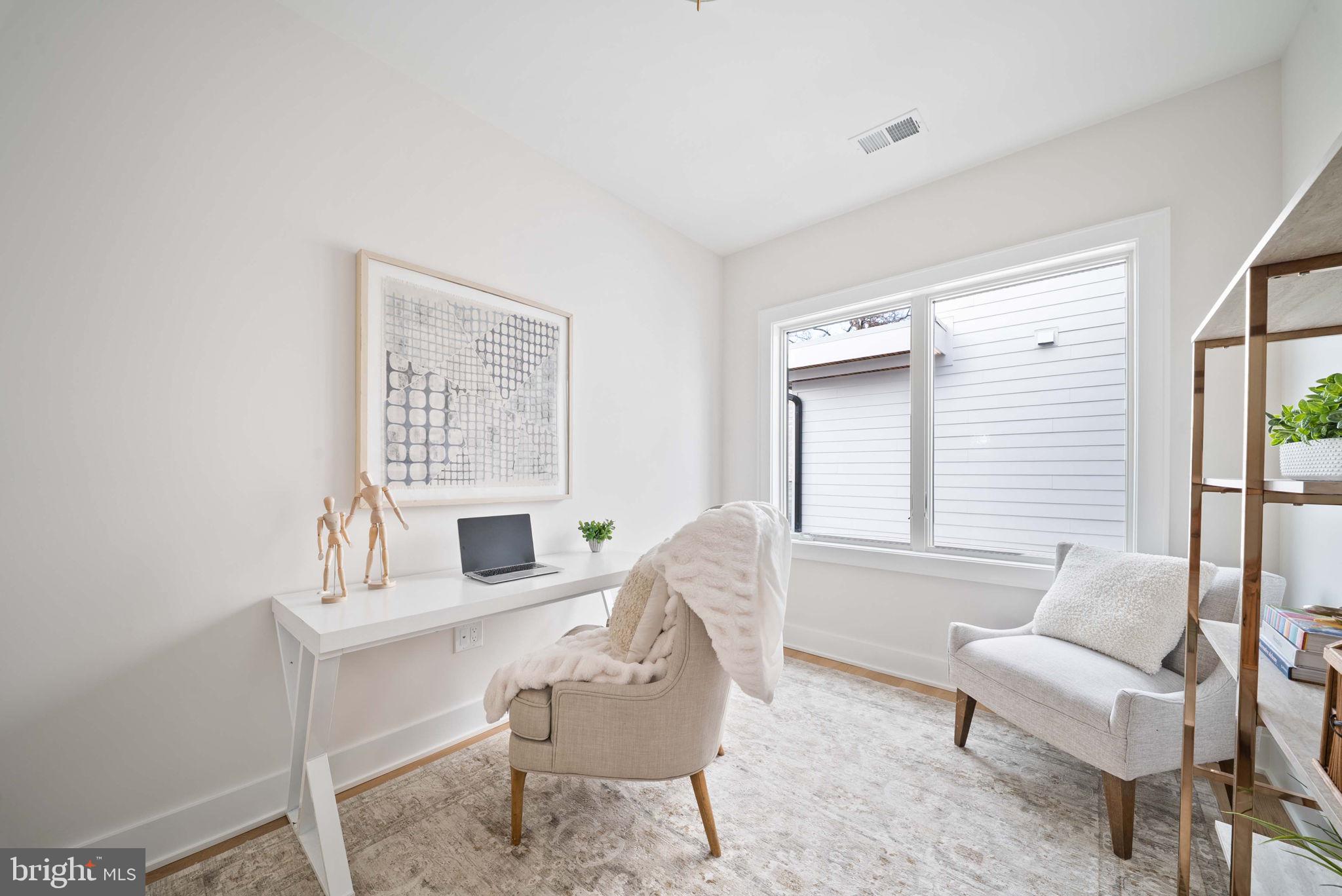 5203 Sangamore Road Bethesda, MD 20816 - Photo 33 of 60 Upper Level Office