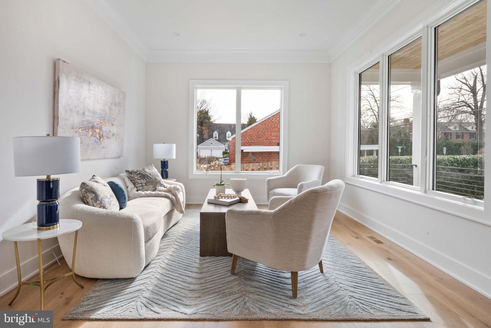 5203 Sangamore Road Bethesda, MD 20816 - Photo 10 of 60 Living Room