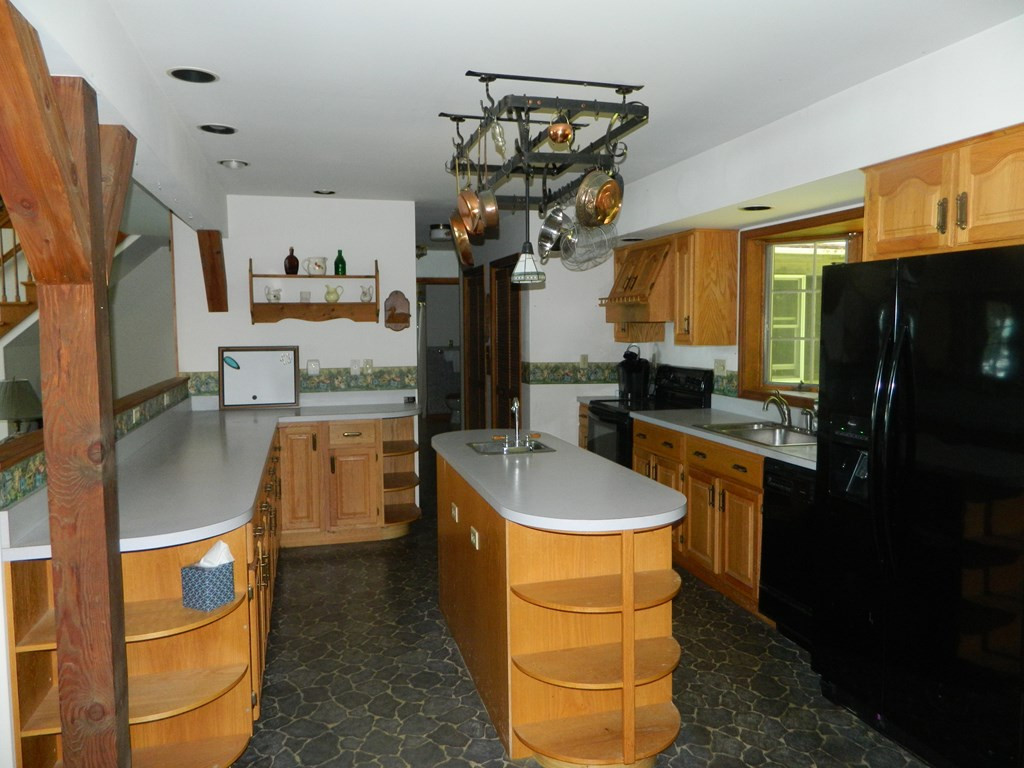 34 Wateredge Road Keeseville, NY 12944 - Photo 2 of 45 Gallery Image 2