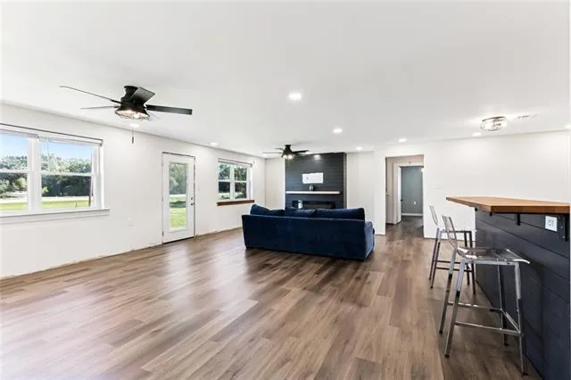 $339,000 | 13108 Highway 23, Belle Chasse, LA 70037