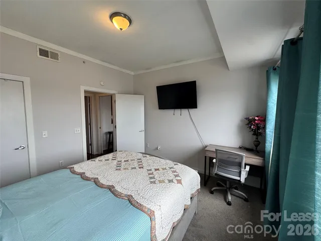 $1,549 | 715 North Church Street, Unit 712, Charlotte, NC 28202