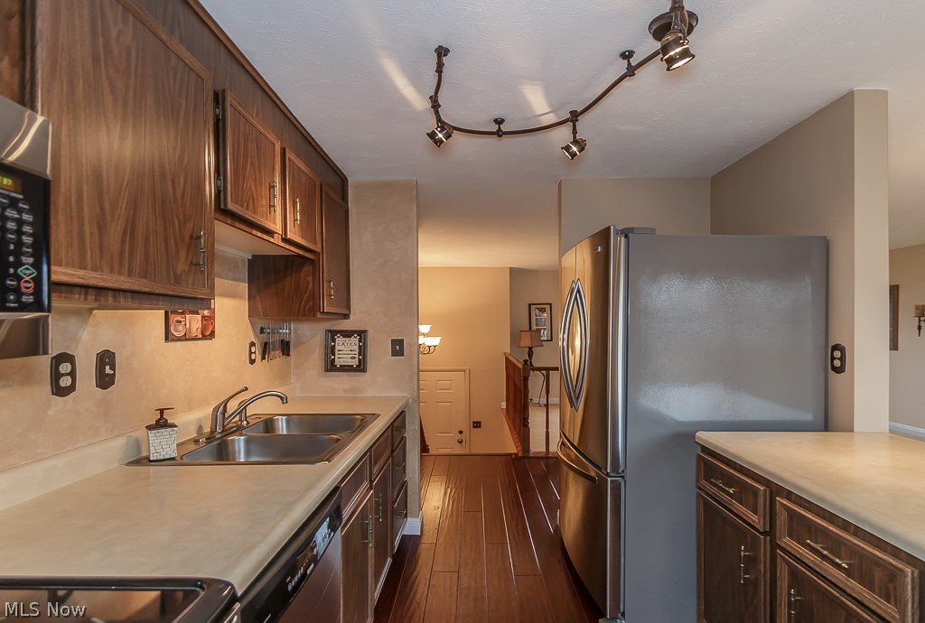 7313 Hodgson Road Mentor, OH 44060 - Photo 7 of 19 Gallery Image 7