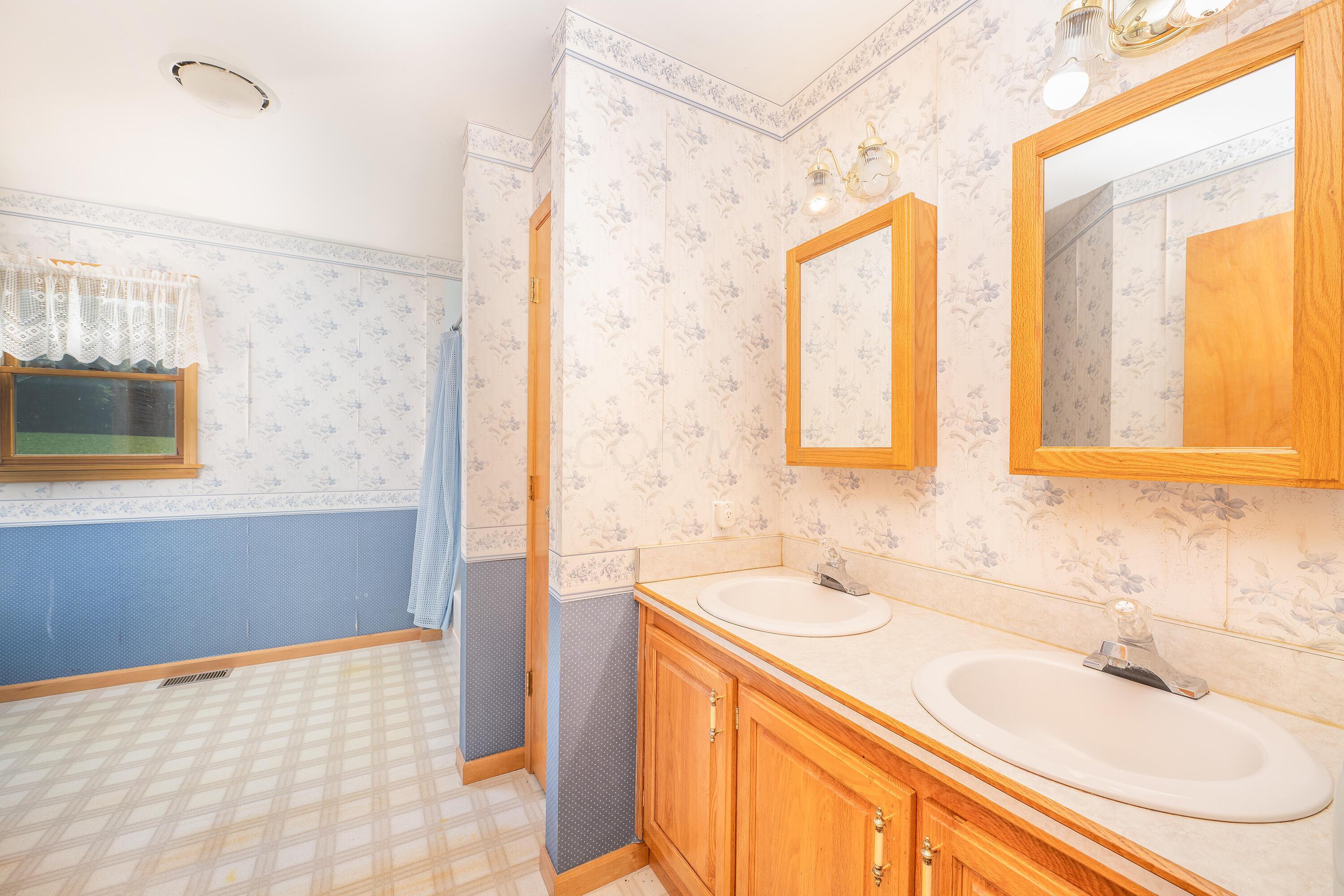 24755 Lepley Road Howard, OH 43028 - Photo 8 of 22 Lepley_11