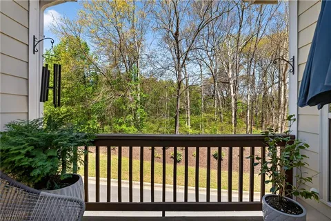 $579,000 | 7690 Willoughby Court, Alpharetta, GA 30005