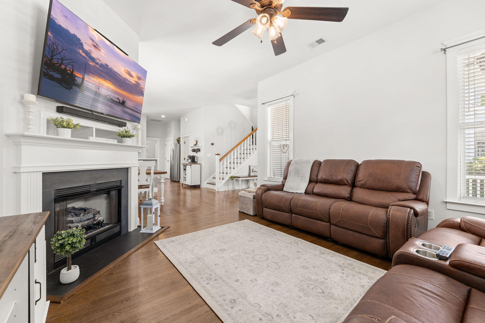 213 Hydrangea Street Summerville, SC 29483 - Photo 9 of 41 15-web-or-mls-Interior-6