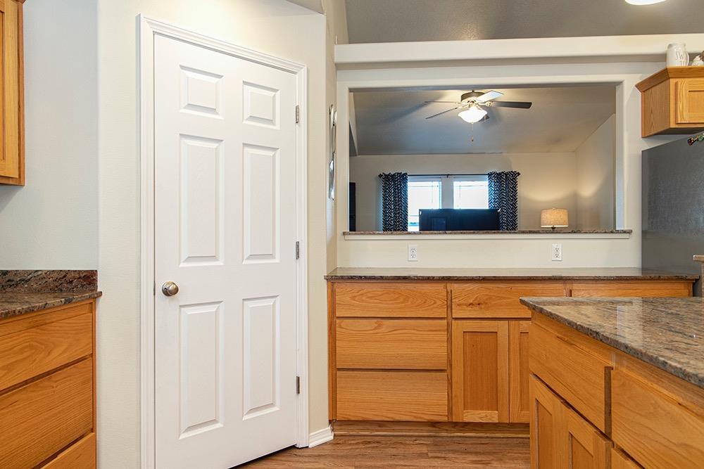 1676 Leonard Road Grants Pass, OR 97527 - Photo 10 of 24 Additional Photo