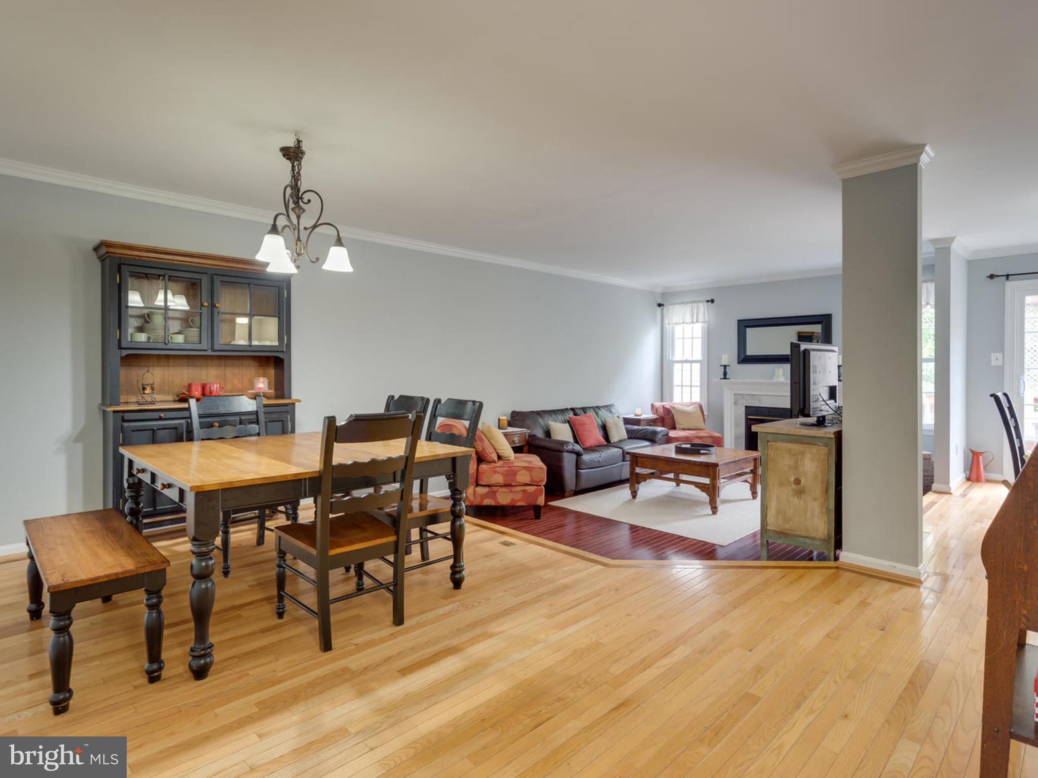 6421 English Ivy Way Springfield, VA 22152 - Photo 2 of 27 Interior (General)