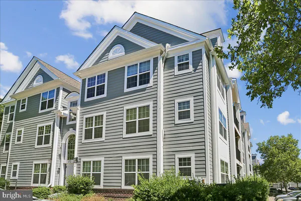 $365,000 | 172 Kendrick Place, Unit 24, Gaithersburg, MD 20878