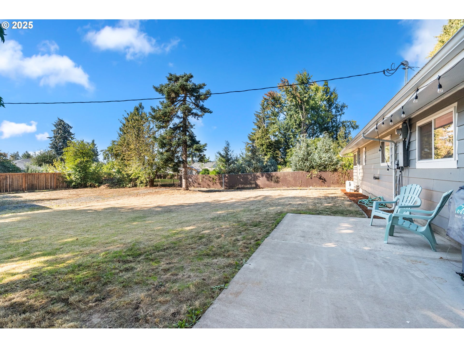 1035 South 11th Street Cottage Grove, OR 97424 - Photo 22 of 30 a view of backyard of the house