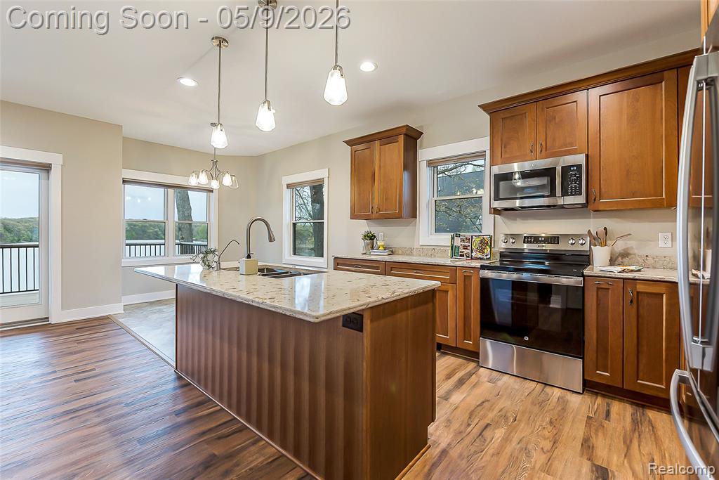 608 Island Lake Road Chelsea, MI 48118 - Photo 8 of 60