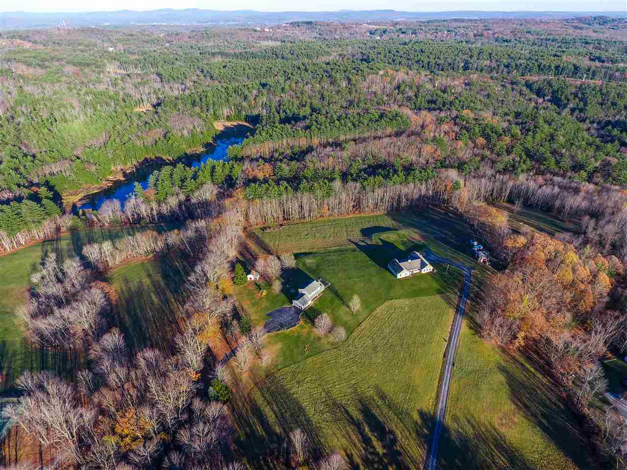 44 Twist Hill Road Dunbarton, NH 03046 - Photo 2 of 21