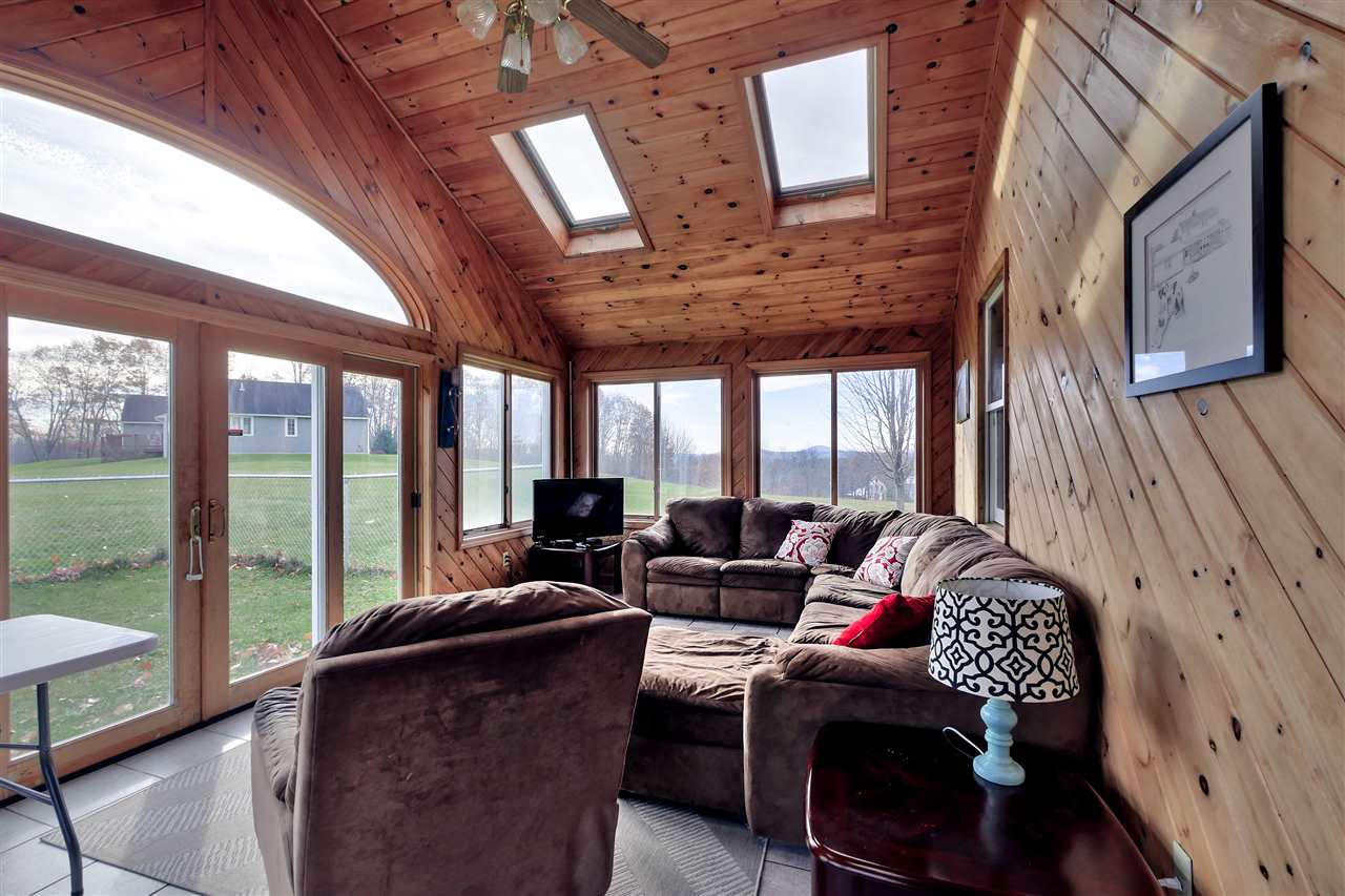 44 Twist Hill Road Dunbarton, NH 03046 - Photo 6 of 21