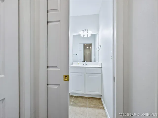 $283,600 | 562 Hyd-a-way Cove Road, Unit 2H, Camdenton, MO 65020