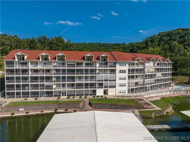 $283,600 | 562 Hyd-a-way Cove Road, Unit 2H, Camdenton, MO 65020
