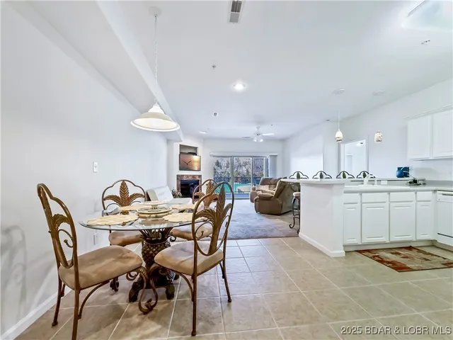 $283,600 | 562 Hyd-a-way Cove Road, Unit 2H, Camdenton, MO 65020